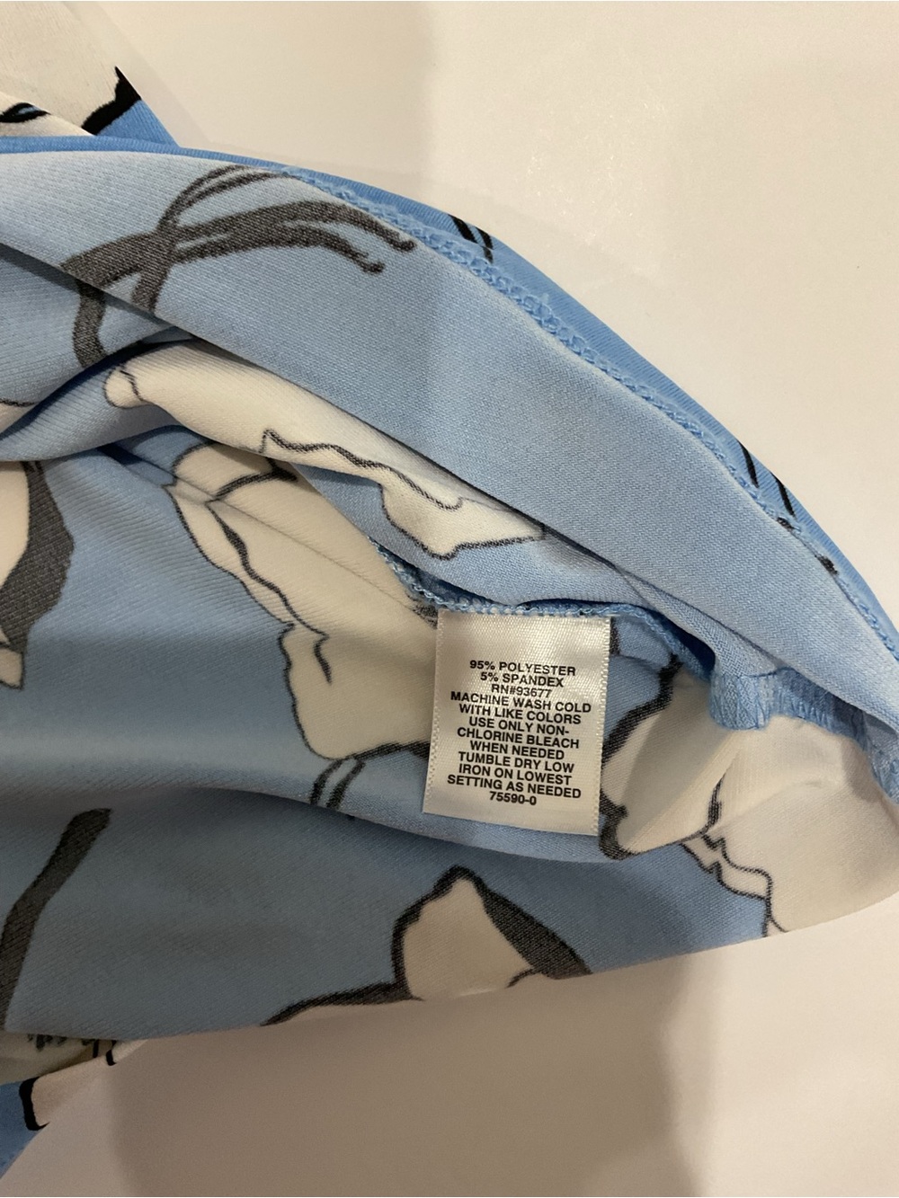 Liz Claiborne Blue Floral Tie Neck Sleeveless Blouse | XL | NWOT - Picture 8 of 10